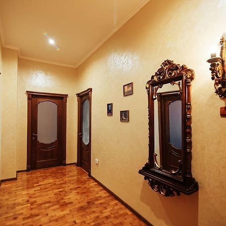 Centreville Apartments Ιβανό-Φρανκίβσκ Εξωτερικό φωτογραφία