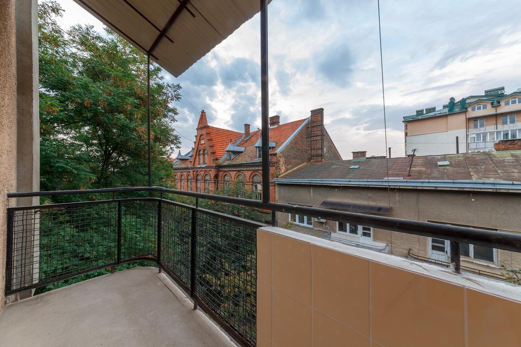 Centreville Apartments Ιβανό-Φρανκίβσκ Δωμάτιο φωτογραφία